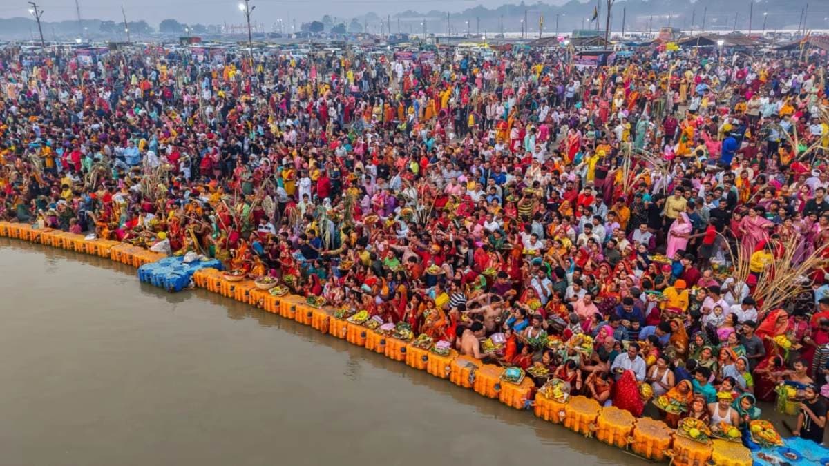 Maha Kumbh 2025 Lost Womans Appeal to gabbar Leaves The Internet In Splits gnr
