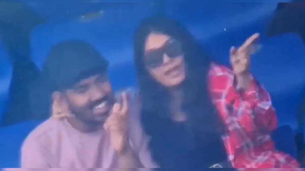 Girl Playfully Slaps Boy During India vs West Indies 2nd Test In Delhi