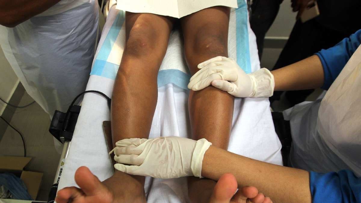 Doctor accidentally cuts private part of patient court finds him guilty