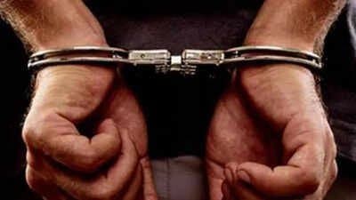 Two Arrested For Cheating 3 Men 13.9 L 