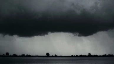 IMD Weather Forecast Moderate Rainfall Thunderstorm Warning in Six Districts in Next Two Hours in West Bengal 