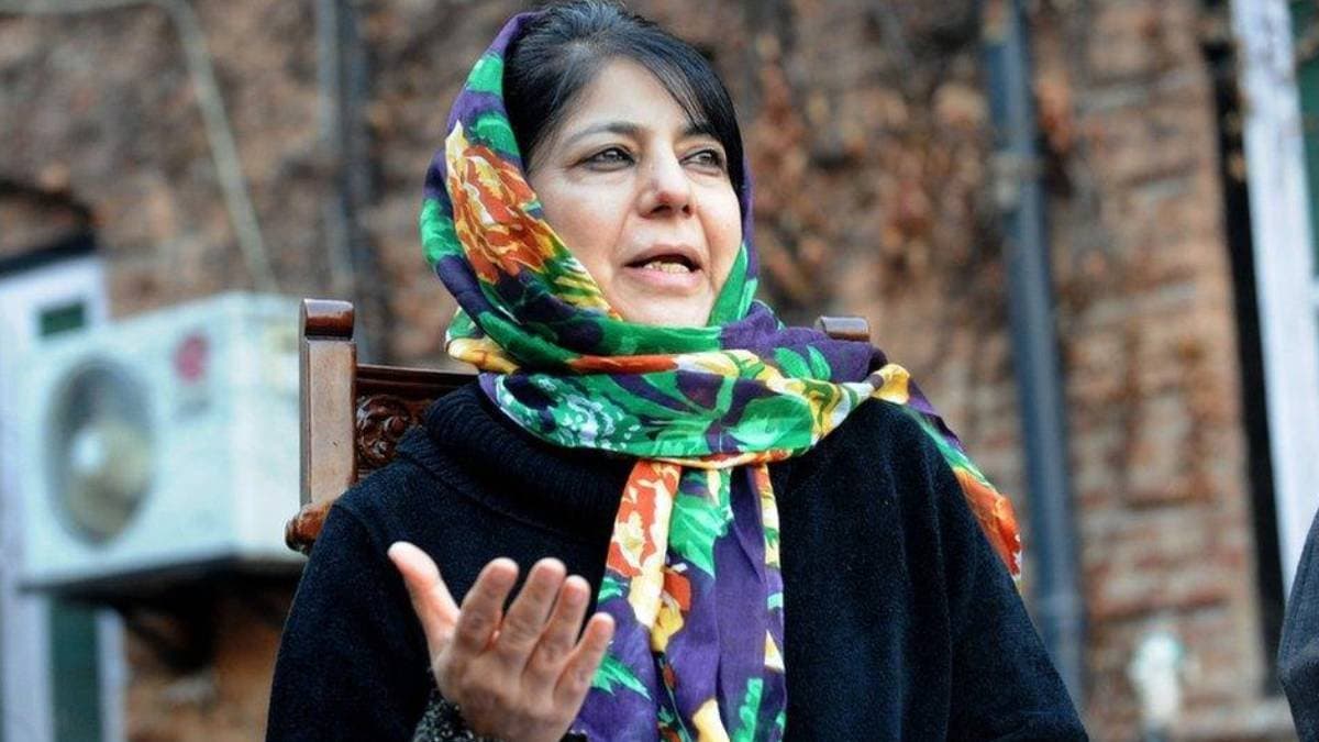 Mehbooba Mufti praises Tamil nadu West bengal cm over waqf issue