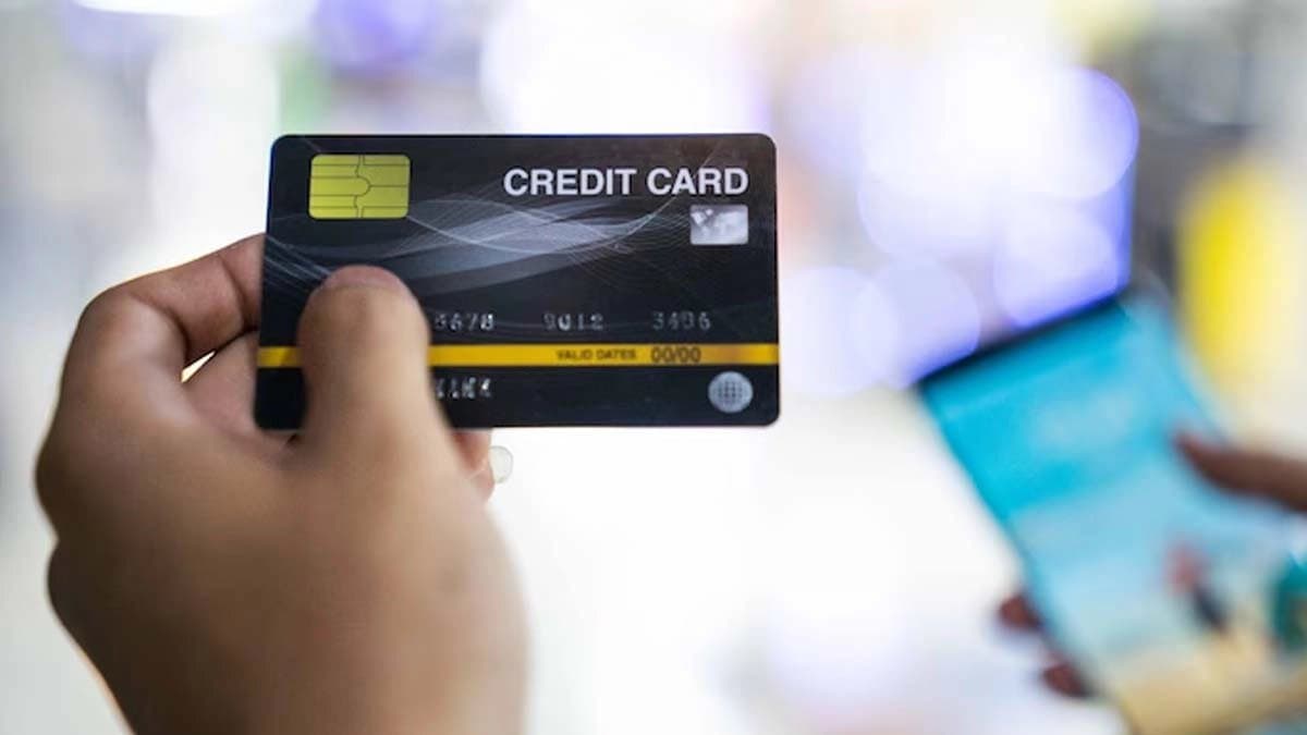 Diwali shopping offers on credit cards can be backfire