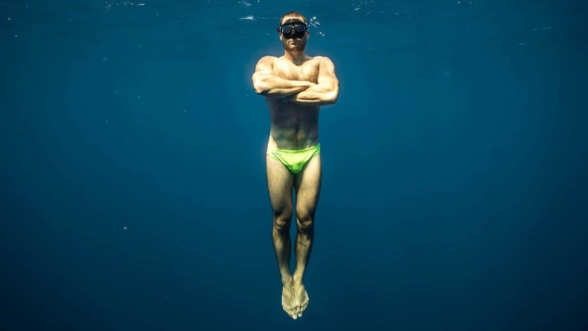Croatian Free Diver creates Guinness world record by holding breath for 29 minutes