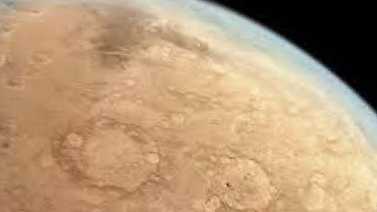 Nasa gets a surprise on Mars This was hiding inside a rock gnr 