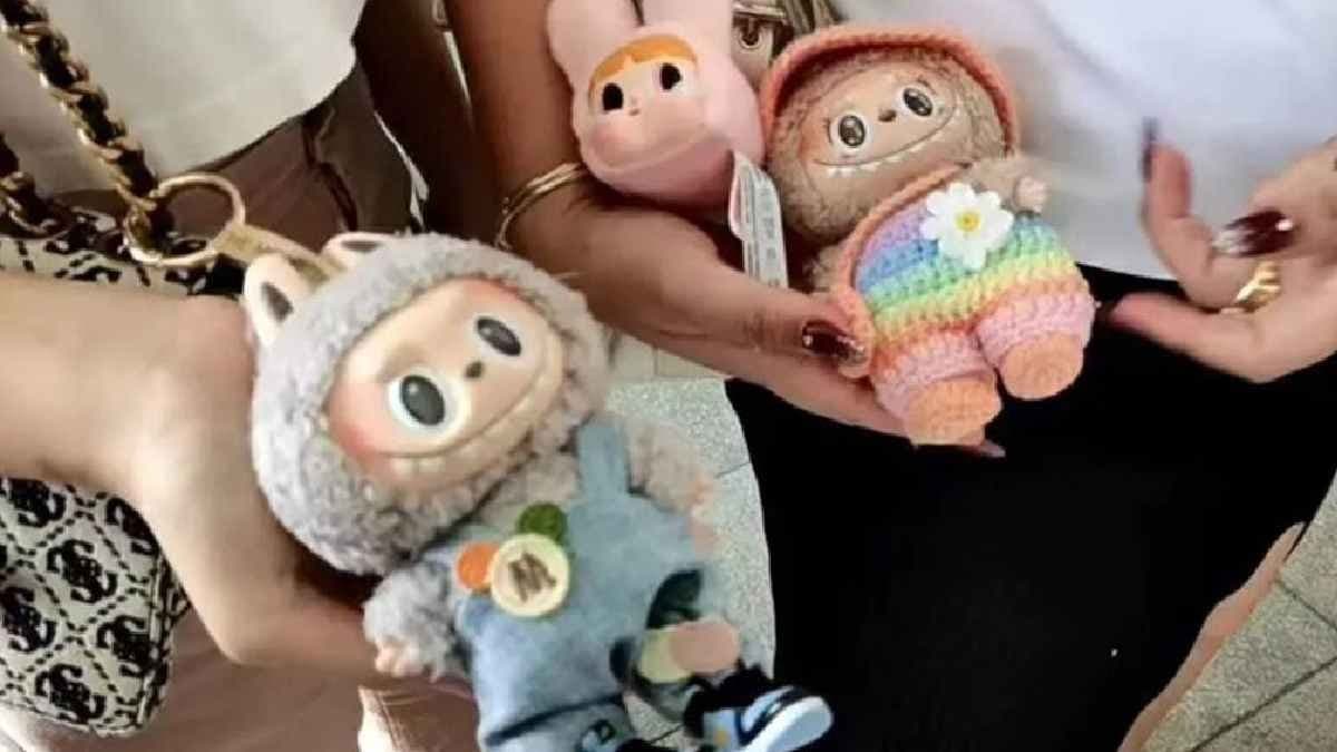 Labubu and Molly dolls are stopped in China Airport makes panic