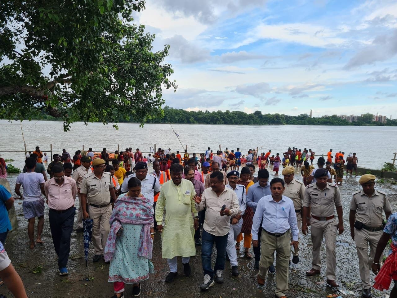 Shravani Mela: মুখ্যমন্ত্রীর নির্দেশে শ্রাবণী মেলায় পূণ্যার্থীদের নিরাপত্তায় বিশেষ ব্যবস্থা, নজর যোগাযোগ মাধ্যমে