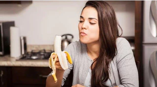  what happens if you eat too many bananas everyday lif