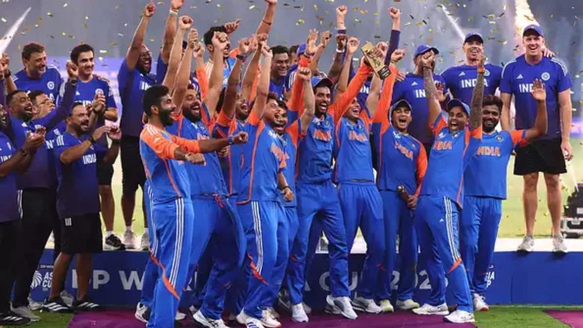 Asia Cup champion India refuse to collect trophy from Mohsin Naqvi 