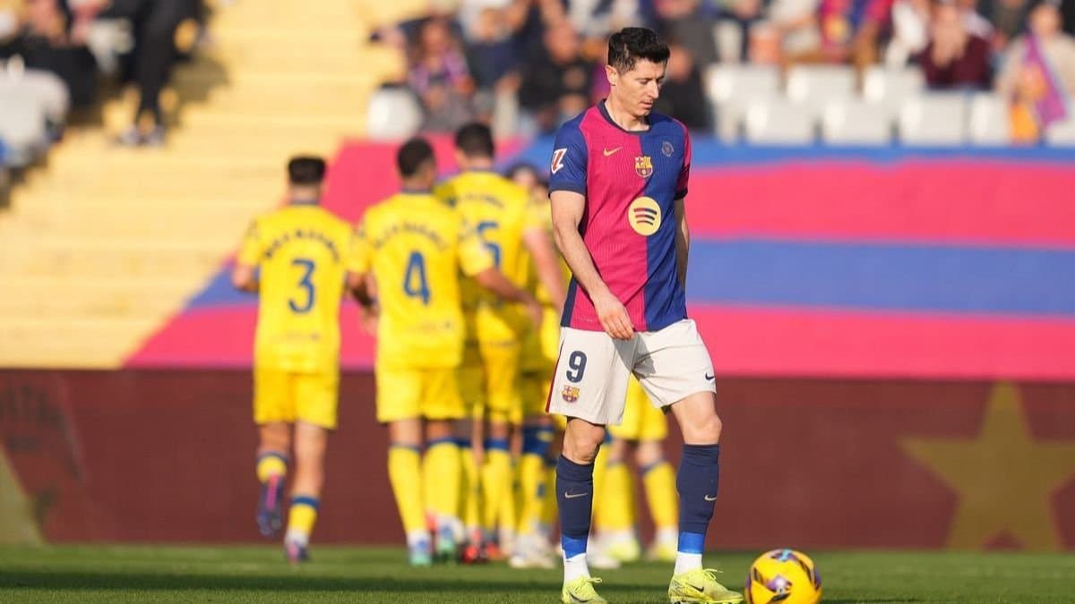 Las Palmas beats Barcelona in La Liga spt 