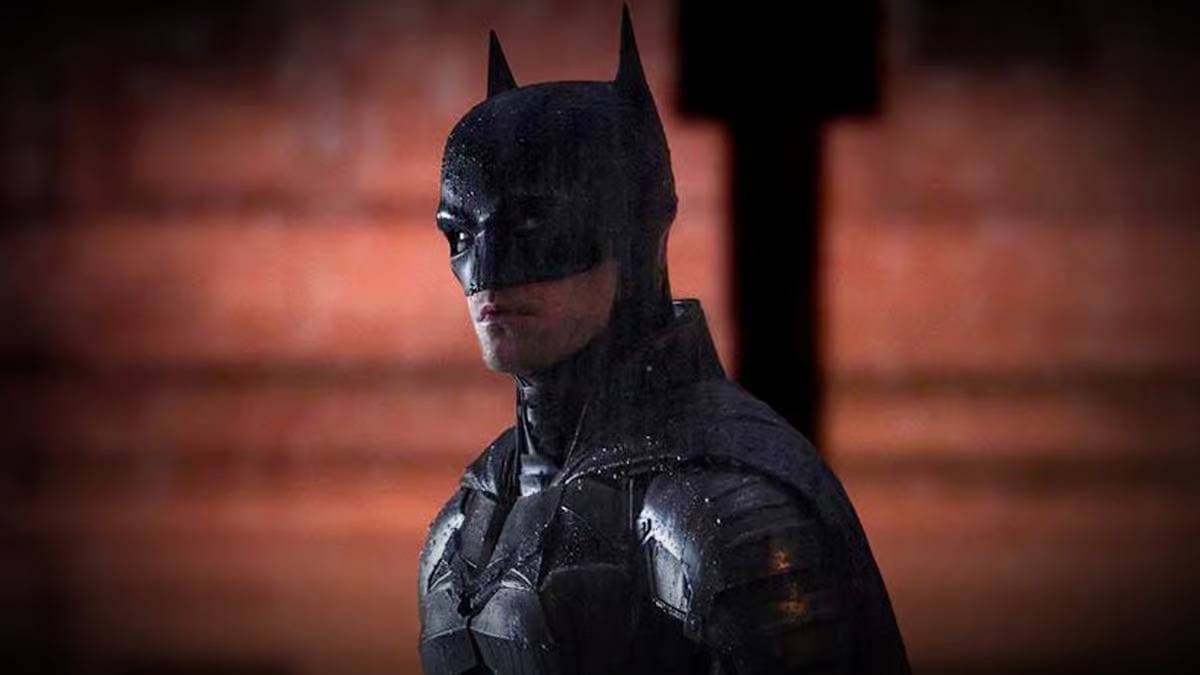 Director Matt Reeves Shares First Look of Batman Sequel The Batman 2 Script With Bat-Symbol