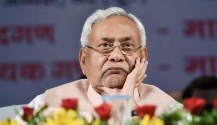 ‌Nitish Kumar: নীতীশের এনডিএ শিবিরে যোগ নিয়ে জল্পনা অব্যাহত