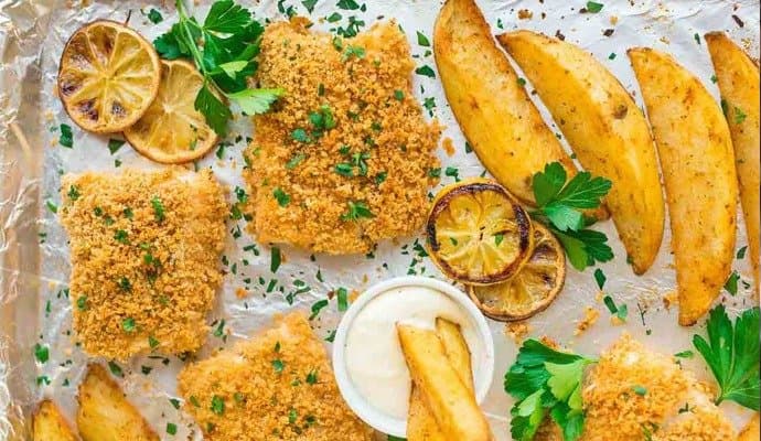 Recipe: সপ্তাহান্তে ইংলিশ ডিনার হলে মন্দ কী? রইল ওভেন ফ্রায়েড ফিশ অ্যান্ড চিপসের রেসিপি 