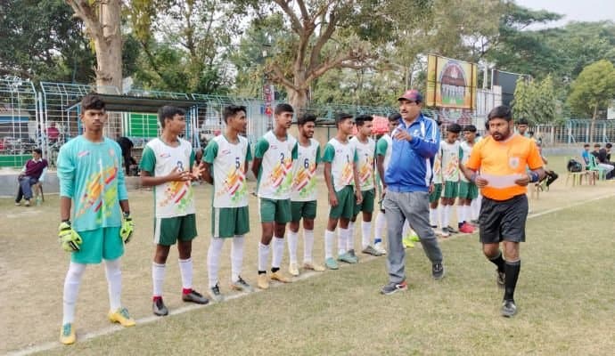 Hooghly: ফুটবলার সুরজিৎ সেনগুপ্ত ও কোচ অশ্বিনী বরাটের স্মৃতিতে শুরু ফুটবল প্রতিযোগিতা 
