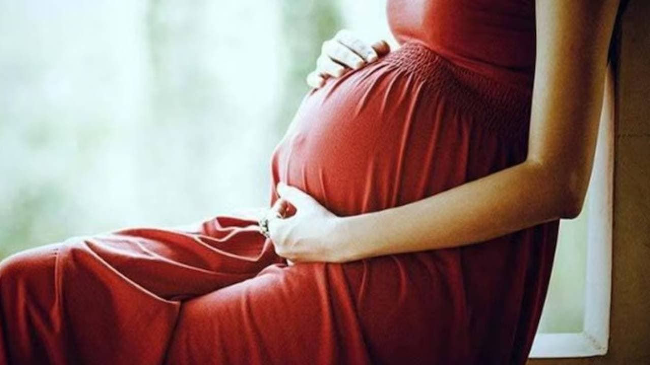 A Man from pune lost 11 lakh by accepting make me pregnant online ad 
