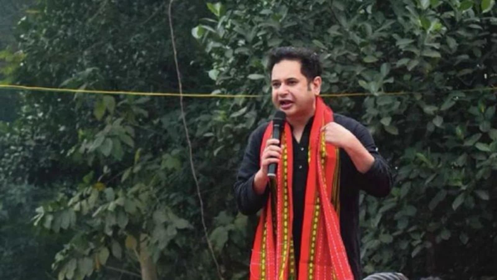 আমরণ অনশন শুরু করেও জরুরি তলবে ফের দিল্লি পাড়ি প্রদ্যোতকিশোরের