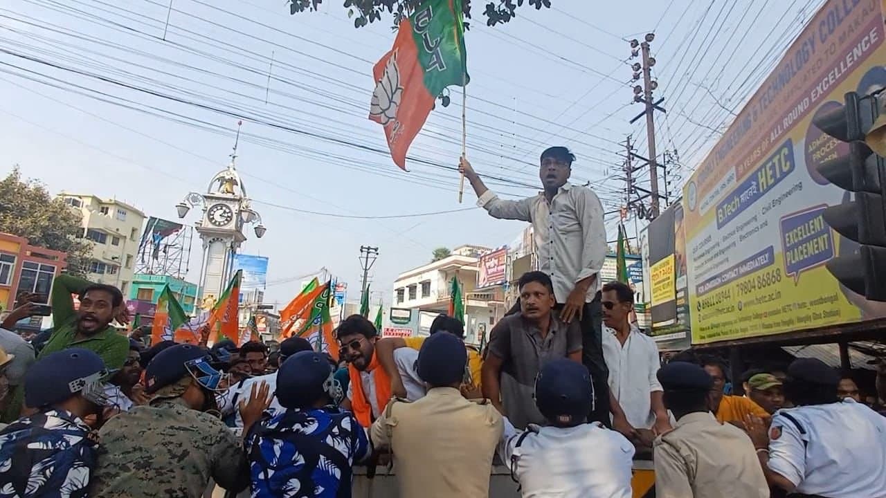 Deputation: ‌ডেপুটেশনের নামে ধুন্ধুমার,‌ পরিস্থিতি সামলাল পুলিশ