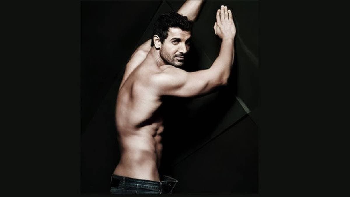 John Abraham s Shocking Confession: Shah Rukh Khan is the Best Kisser