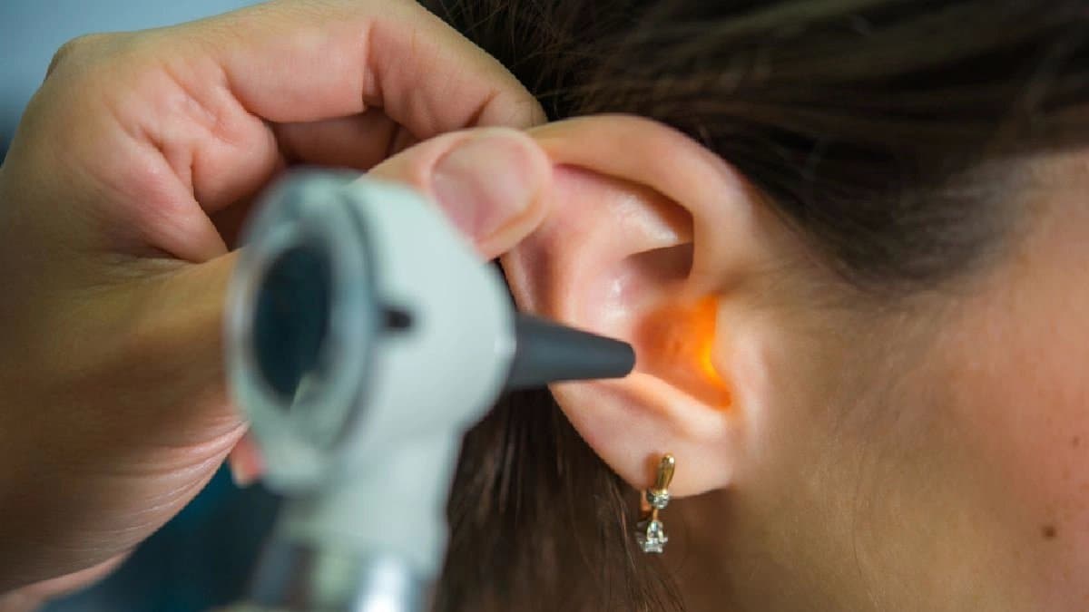 What is the best way to remove ear wax
