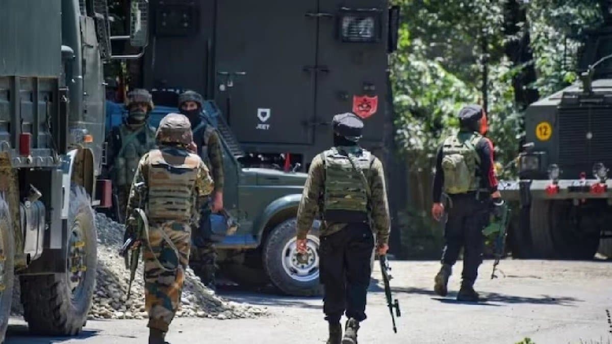Two terrorists killed as Army foils infiltration bid in Jammu and kashmir 