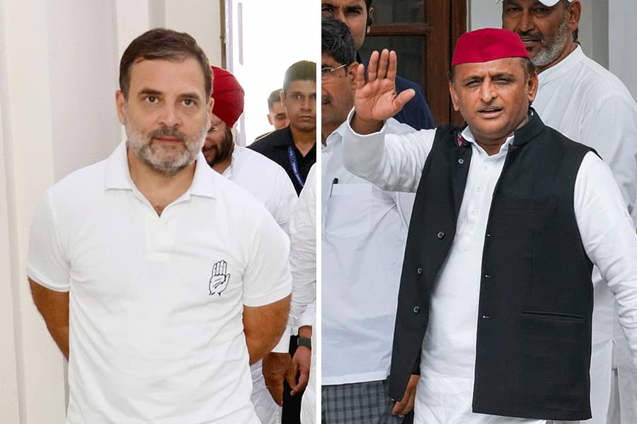 veiled attack on Rahul Gandhi and Akhilesh Yadav gnr