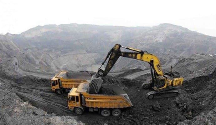 Vietnam coal mine fire kills 4 