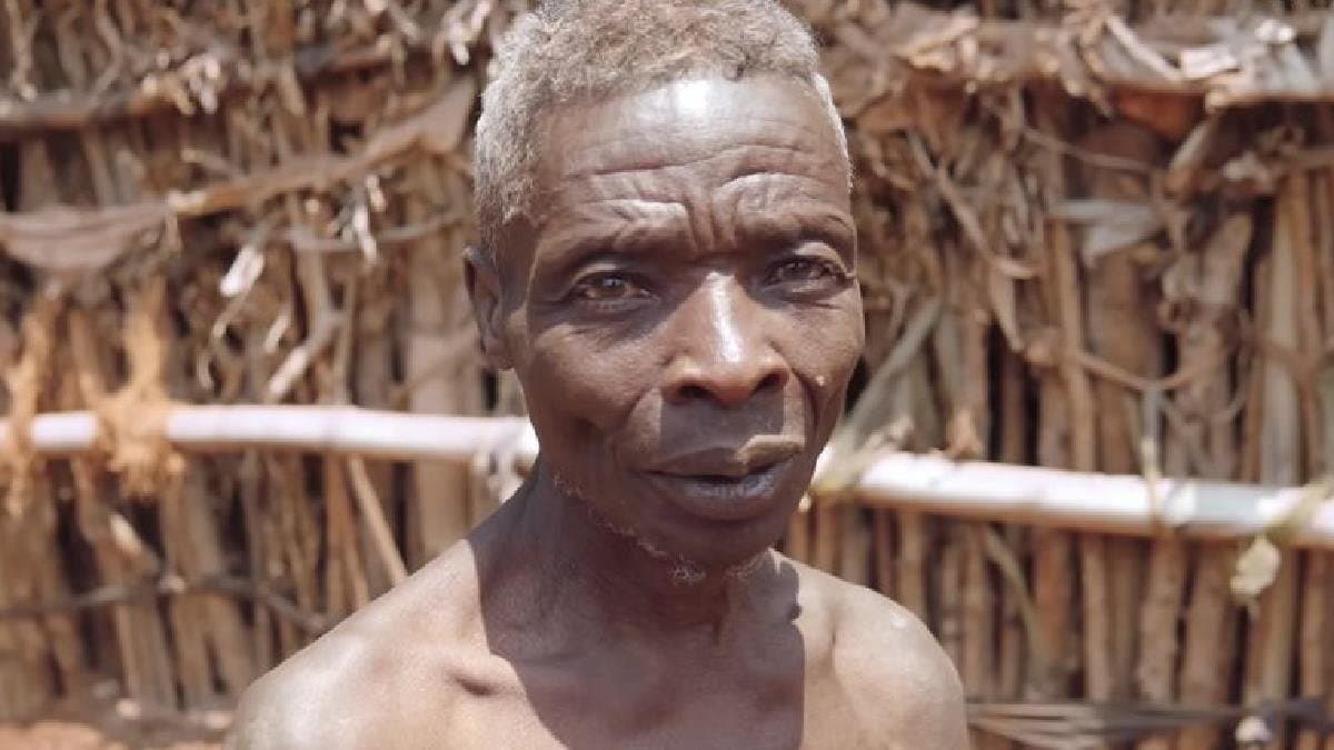 Man confines himself inside home for fearing women