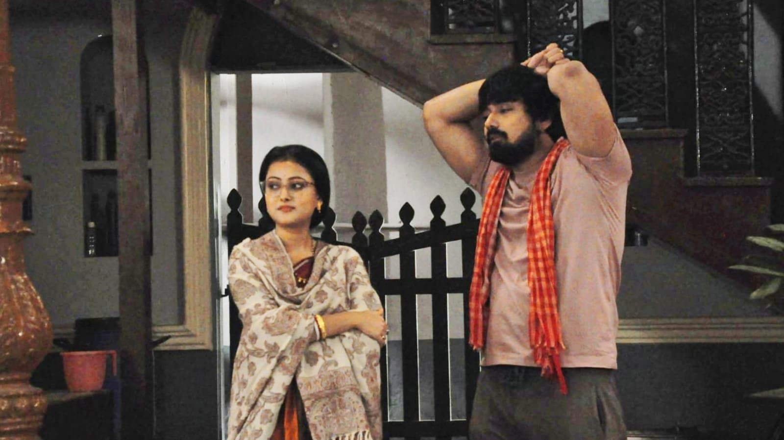 set visit and upcoming episode details of zee banglas popular serial neem phooler madhu ent