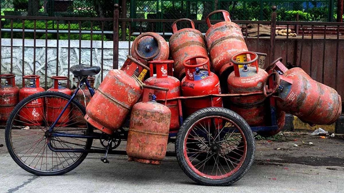 Commercial LPG Cylinders Price Reduced from first September 2025
