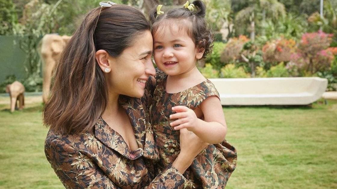 ranbir kapoor had to calm down anxious alia Bhatt ahead of rahas paparazzi debut ent