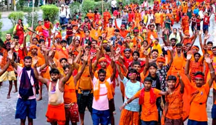  9 kanwariyas electrocuted to death in Bihar gnr 