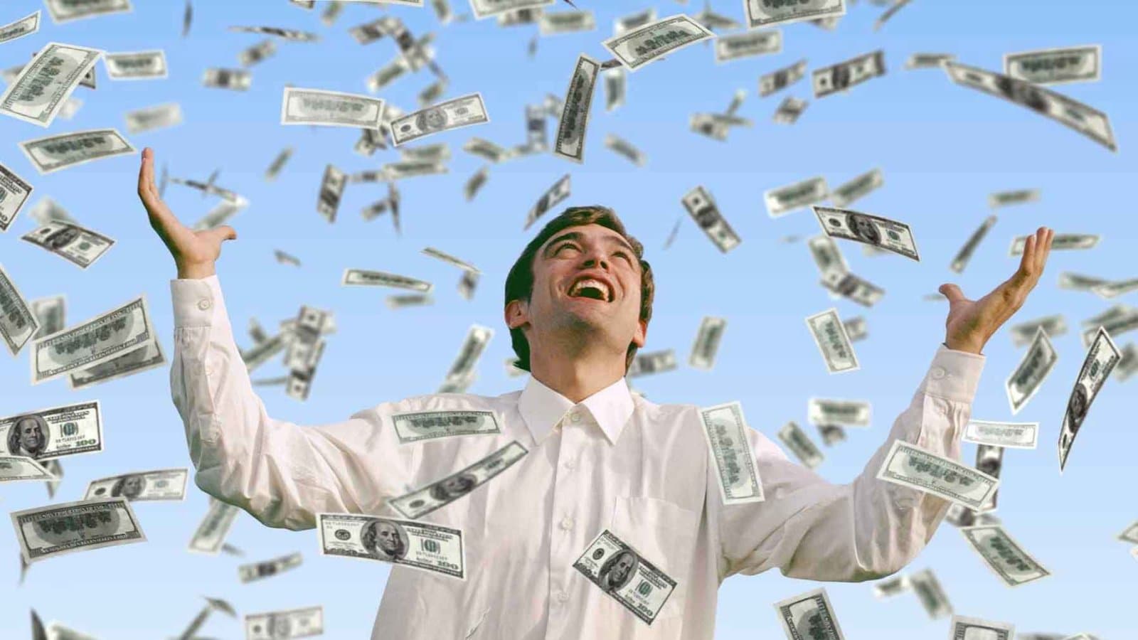 UK Man Wins Rs 80 Crore On Lottery And Goes Back To Work Clearing Drains gnr 