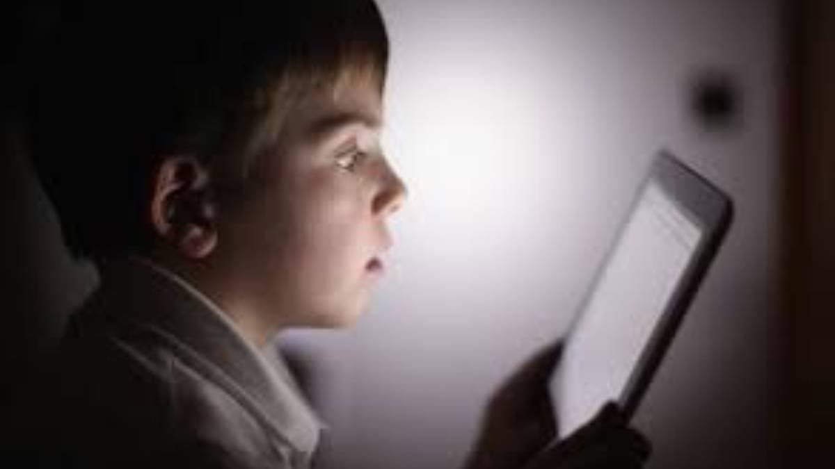 Tips to raise kids without mobile addiction