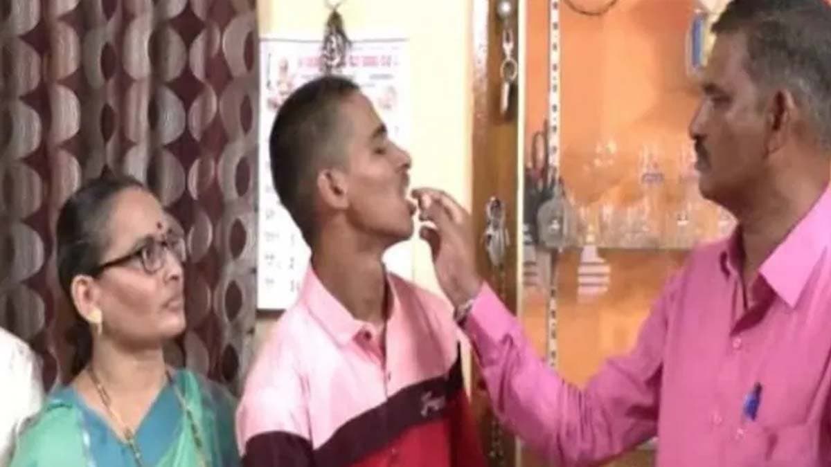 Parents celebrate son who failed his class 10 exam in Karnataka Bagalkot
