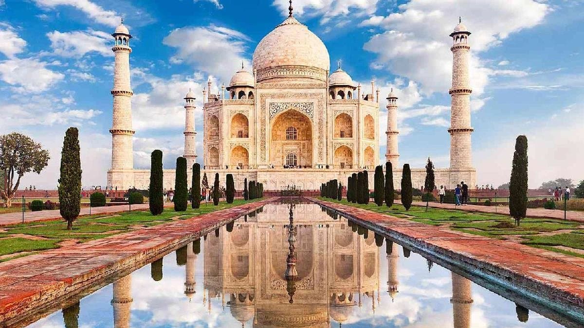 Shah Jahan Mumtaz and  Taj Mahal Why Doesnt Yamuna Flood This