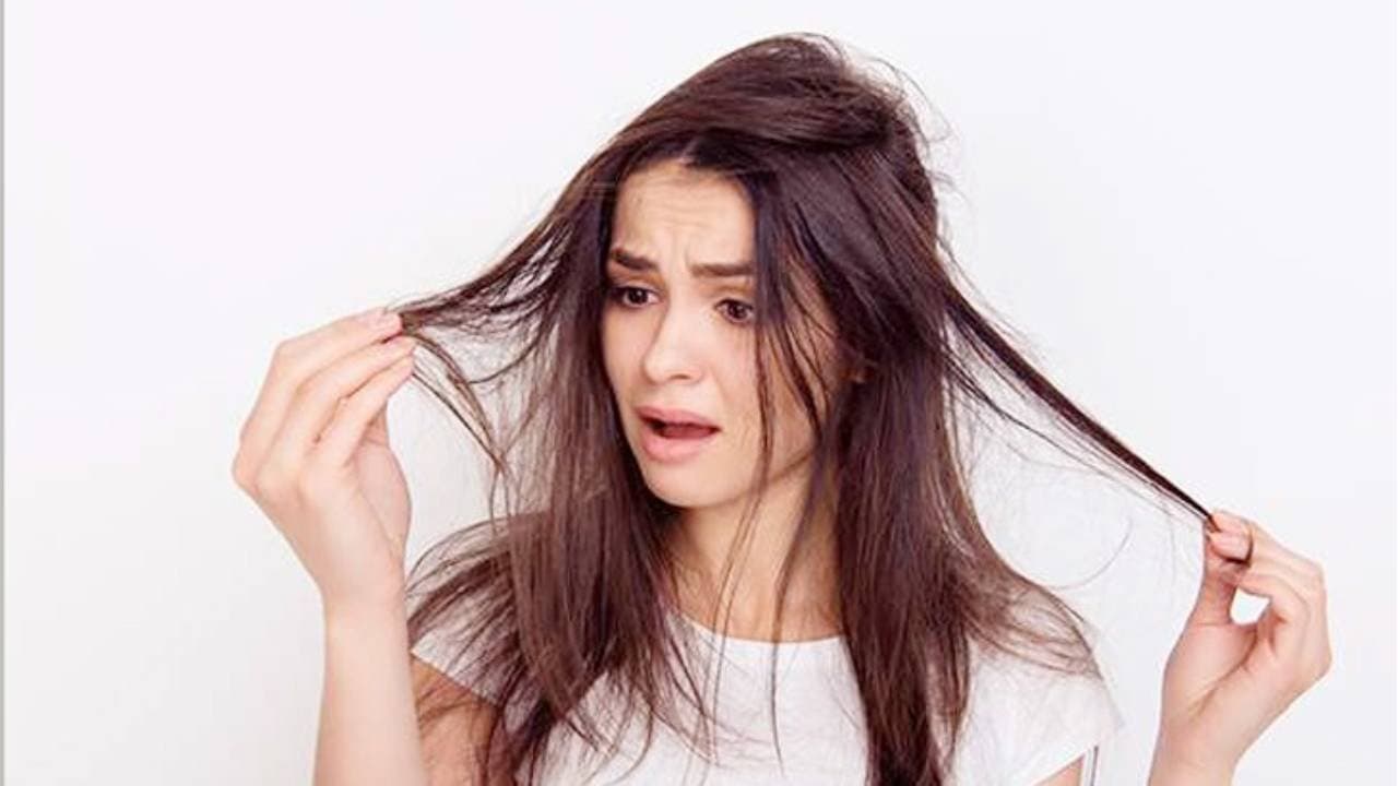 These daily habits might ruin your hair