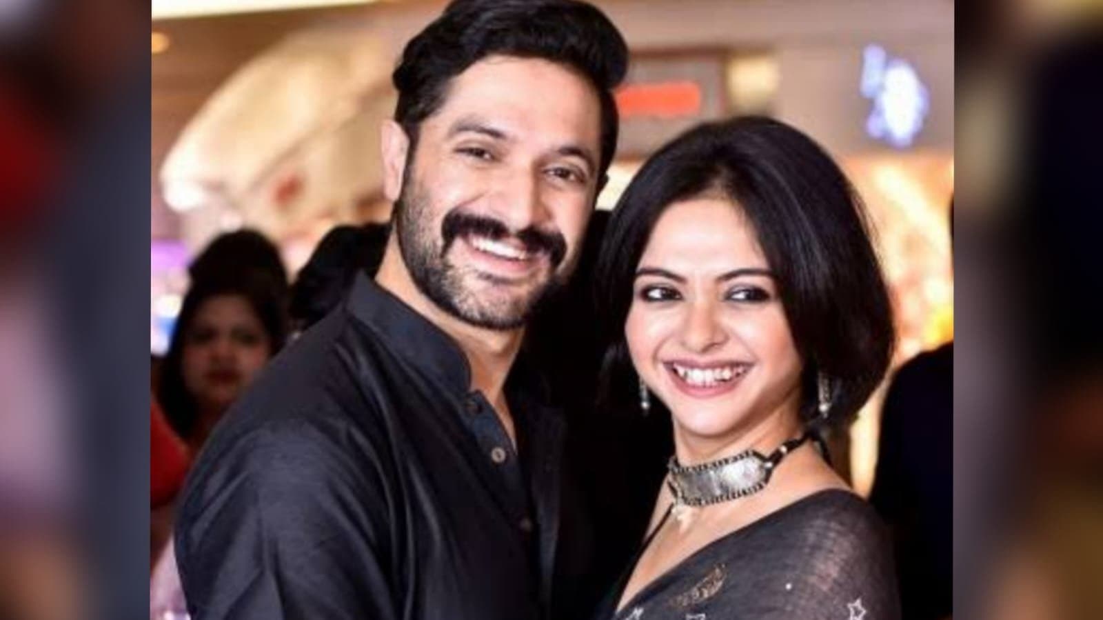 Vikram Chatterjee and Solanki Roy going to pair up for another bengali movie 