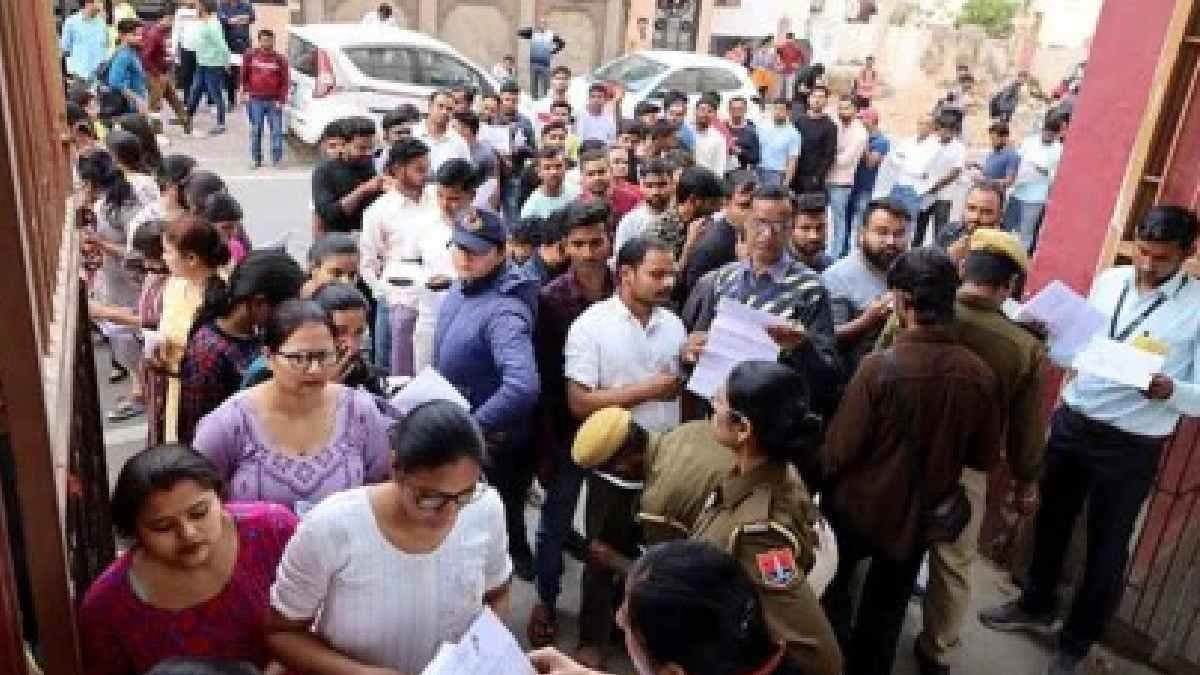 State Bank of India is expected to announce the Clerk Mains Result soon