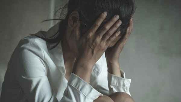 Forced to Wear Same Nightgown Every day Woman Alleged Harrasment By Husband and In Laws