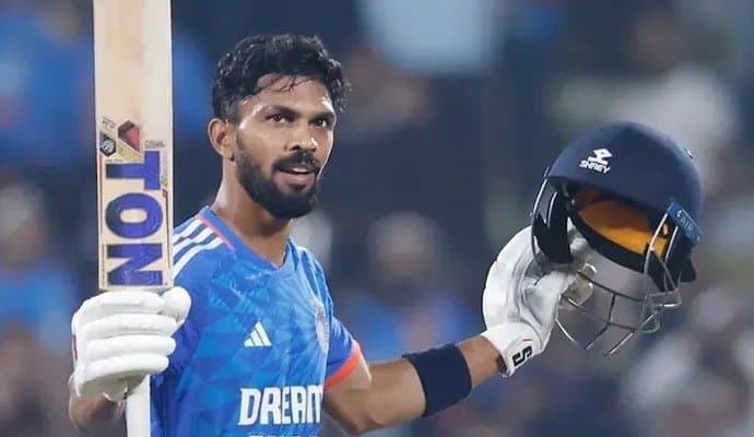 Ruturaj Gaikwad:‌ দলে সুযোগ পেতে চাই বলিউডি অভিনেত্রীর সঙ্গে সম্পর্ক!‌ বিতর্কিত মন্তব্য প্রাক্তন ক্রিকেটারের