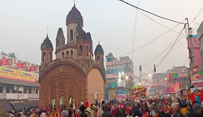 Joydev Mela: মকর সংক্রান্তিতে অজয়ের জলে পুণ্যস্নান