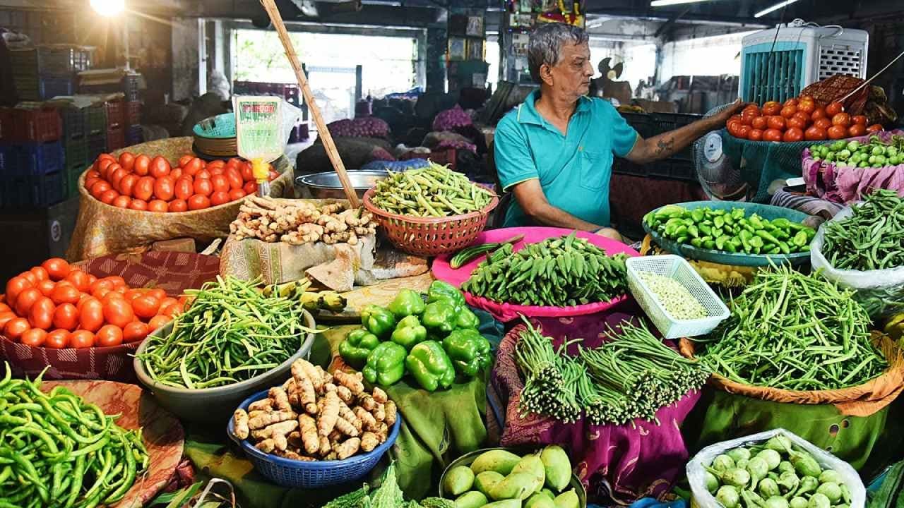 Retail inflation: Sharp drop in food prices in India