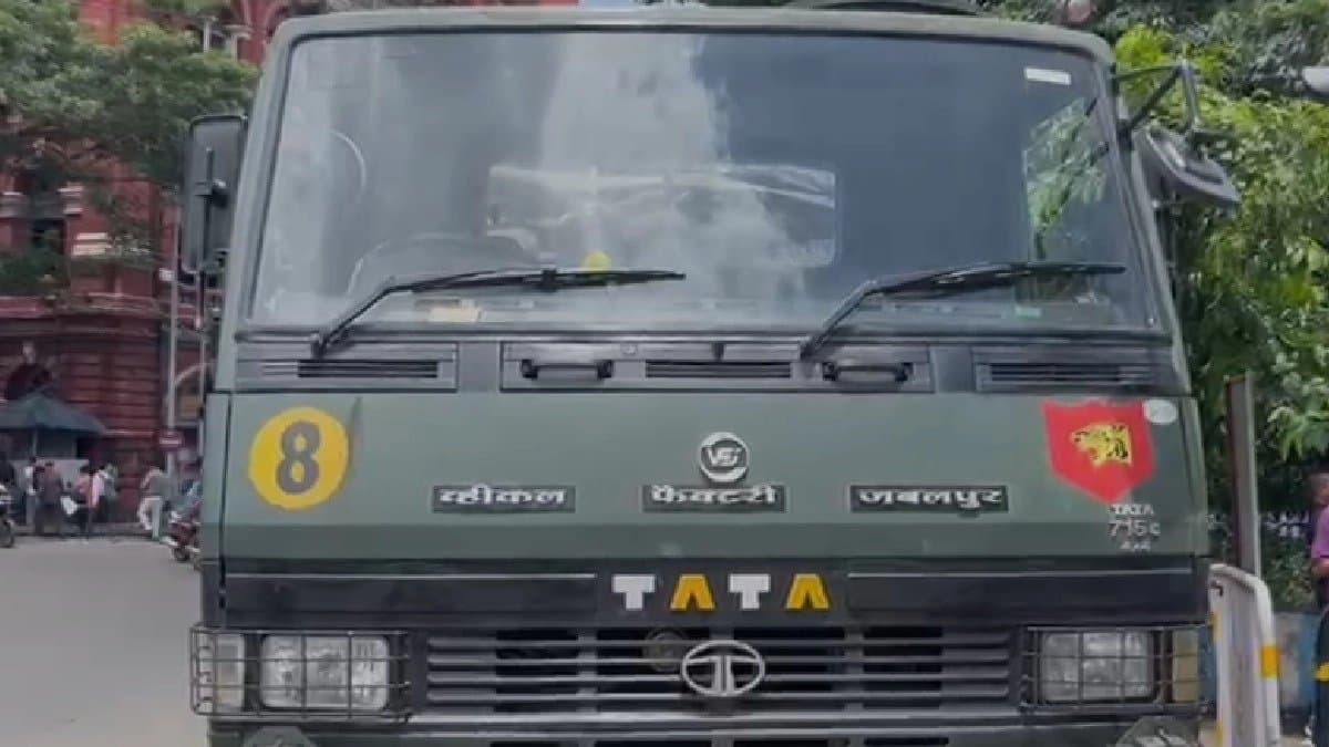 Army Truck Stopped by Police Near Lalbazar for Traffic Violations on Busy Road