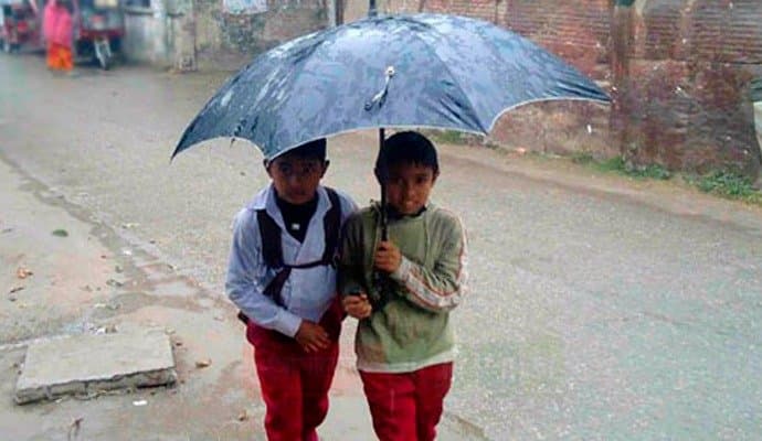 Weather: ‌মঙ্গলবারও চলবে বৃষ্টি, বুধবার থেকে আবহাওয়া বদলের ইঙ্গিত