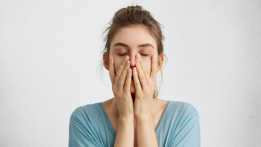 you can understand Vitamin deficiency symptoms by seeing your face lif