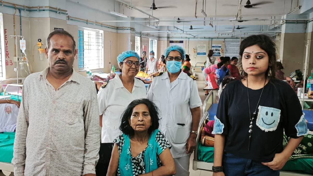 Ham radio return woman to his home