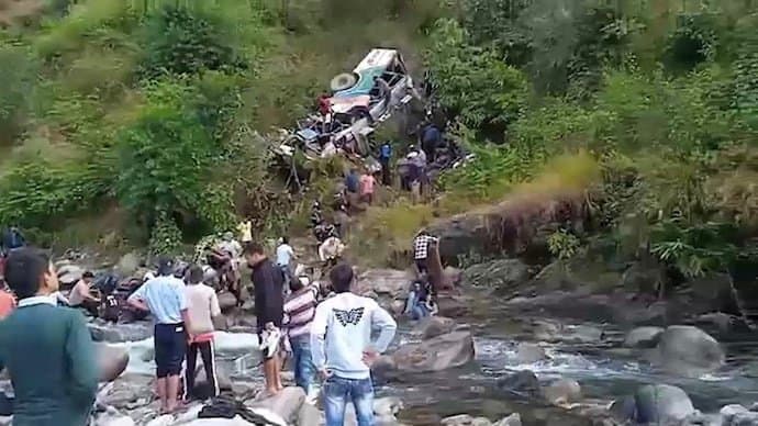  36 killed as bus falls into gorge in Uttarakhand gnr 
