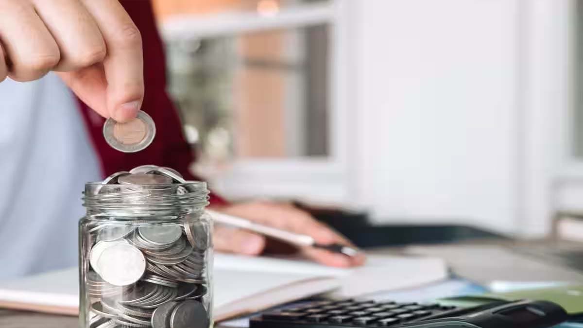 SBI Punjab and Sind Bank IOB or Indian Bank Which 444 Day Special FD scheme offers highest return on Rs 1025000 investment 