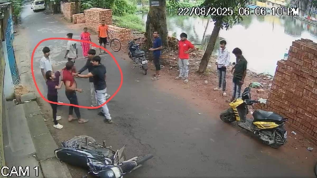 belgharia-art-teacher-assaulted-by-drunk-youths-cctv-footage