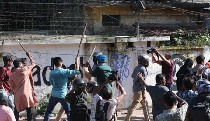 Bangladesh Protests update, seikh hasina urge to all maintain peace, Curfew Extended  gnr